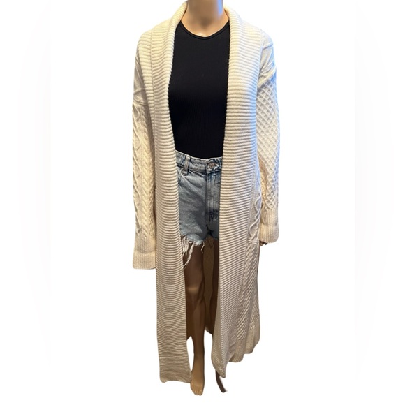 Stunning floor length cream cardigan - Picture 2 of 7